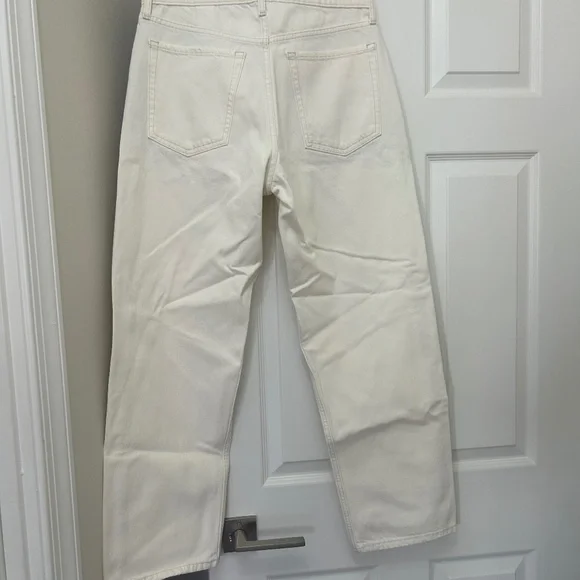 Banana Republic Button Fly White Jeans, Size 29P - Picture 2 of 3